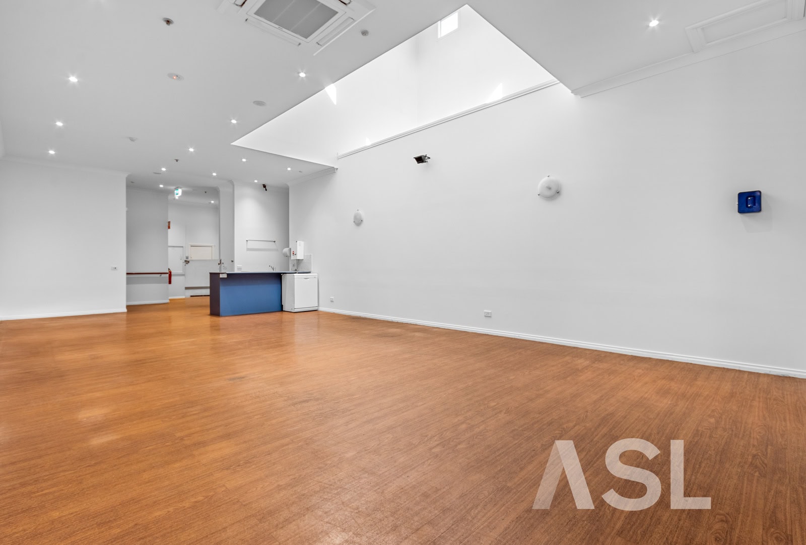 020 Open2view ID876395 1120 Main Road Eltham