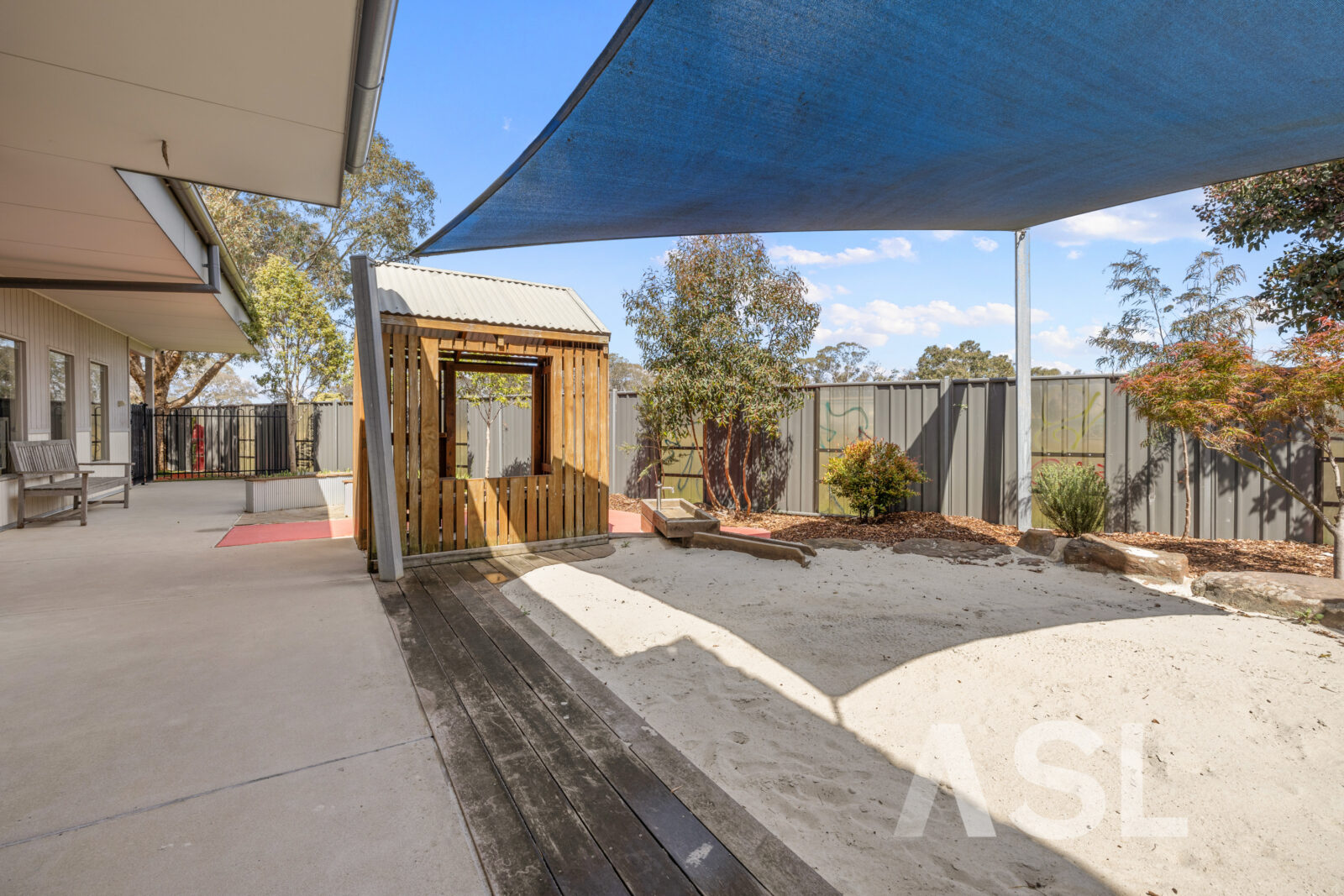 031_Open2view_ID976606-166_-_180_Monash_Drive