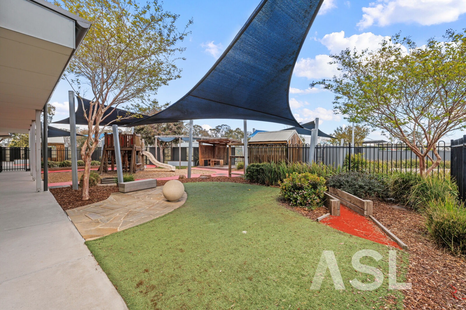 033_Open2view_ID976606-166_-_180_Monash_Drive